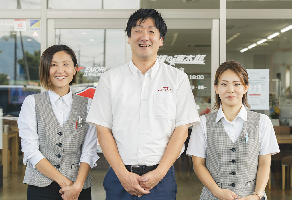 営業職集合写真